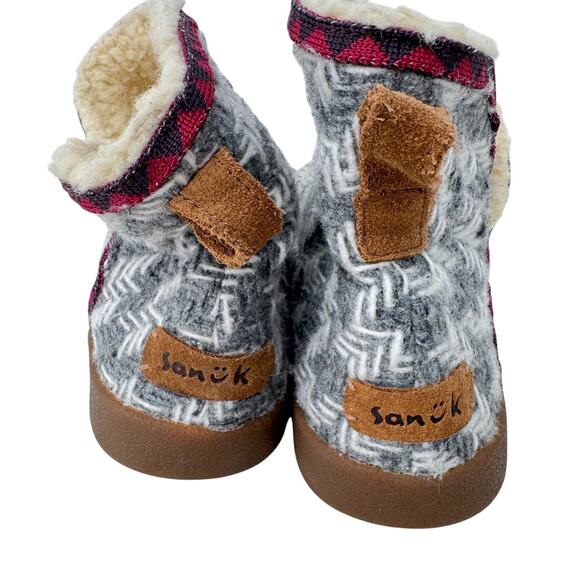 Sanuk Nice Bootah Ankle Boots Womens 5 Faux Shearling Lined Gray Arrowooly Boho - Picture 3 of 11